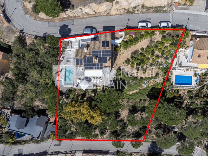 Foto 06f6ac7b-f4b3-4f6d-91a0-3b95250ebcaa. Casa amb calefacció a Roca Grossa Lloret de Mar