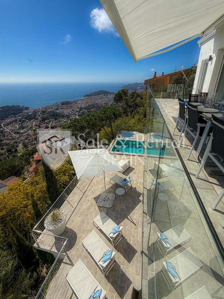Foto 1f2409c7-96a1-406a-8391-719c3787ee70. Casa amb calefacció a Roca Grossa Lloret de Mar