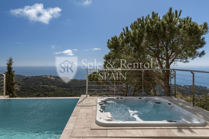 Foto ac4bec01-3121-420c-90d2-fceea0764a0d. Casa amb calefacció a Roca Grossa Lloret de Mar