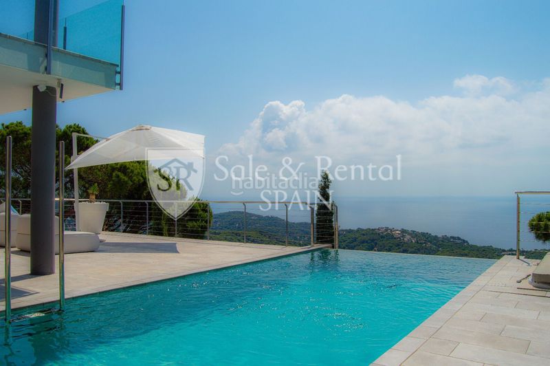 Foto d59ad6a0-d27f-4825-bd86-6f156b63328e. Casa amb calefacció a Roca Grossa Lloret de Mar
