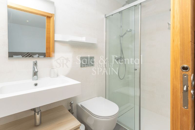Foto f764274c-c9dd-4256-8d2a-c2d42ca29a7a. Casa amb calefacció a Roca Grossa Lloret de Mar