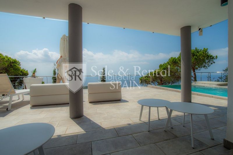 Foto f8bfe679-a926-4206-a8e5-4a0ed4f00d85. Casa amb calefacció a Roca Grossa Lloret de Mar