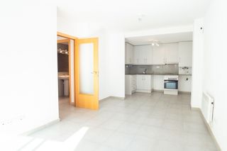 Appartement à Mont Ferrant-Joan Carles I. Práctico y luminoso piso con balcón en zona residencial de blane