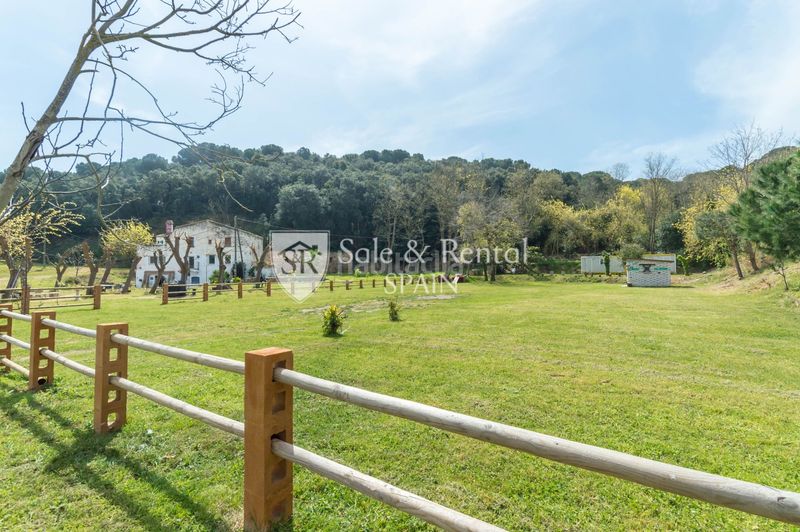 Foto 50c44069-aed1-4685-9025-dc8dc769d98e. Masia a Urbanitzacions Sant Pol de Mar