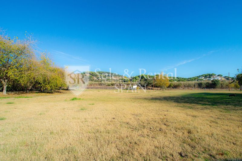 Foto b051f97b-9bb7-473e-a3f5-b9836662e099. Masia a Urbanitzacions Sant Pol de Mar