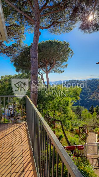 Foto bb3e6afd-d8b3-4e2c-b084-13e3967f15ae. Casa amb calefacció a Canyelles Lloret de Mar