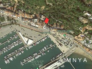Finca rústica a De les illes 79. Posiblidad de inversión en 11 apartamentos en lestartit