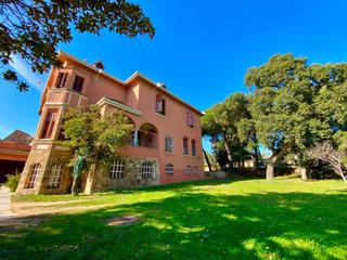 Maison  Pecher. Chalet dentro de una gran parcela a 600 m del centro de la pobla