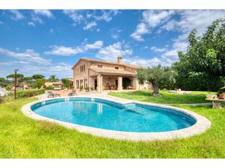 Maison à Mestre d´aixa 43. Casa rústica en la costa brava espacios amplios, vistas únicas y
