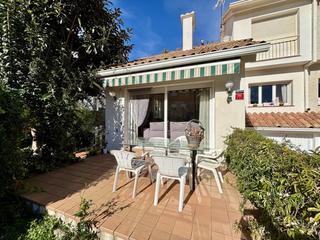 Casa  Pep ventura. Chalet adosado en platja daro a pocos pasos del mar y con todas