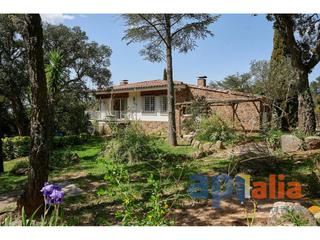 Casa  Roques altes. Chalet  torre  romanyà de la selva
