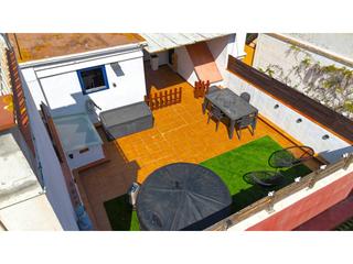Maison jumelée  Roger de llúria. Casa unifamiliar en venta en centreel pedró
