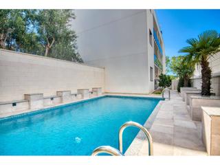 Appartement  Roger de llria. Piso en venta en fenals17250