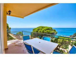 Apartamento  Carrer rosamar. Bonito apartamento en rosamar rodeado de naturaleza y con vistas