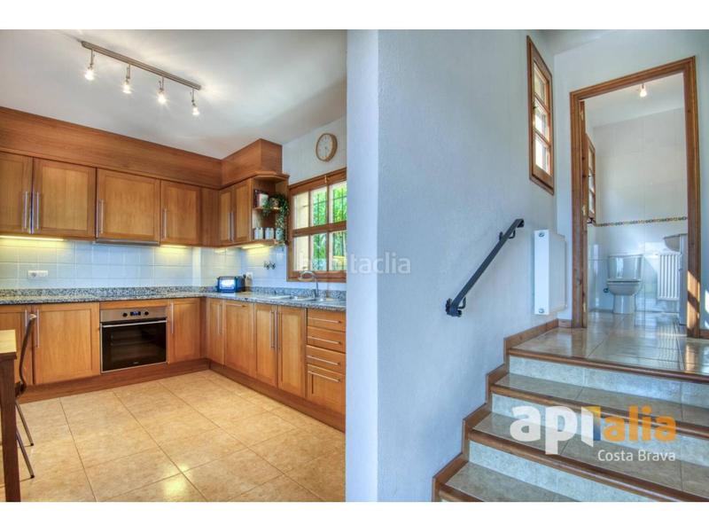 Foto 6d721bbf-bd23-4ff6-9252-2ea23ddcf8b1. Casa  en venta en Breda