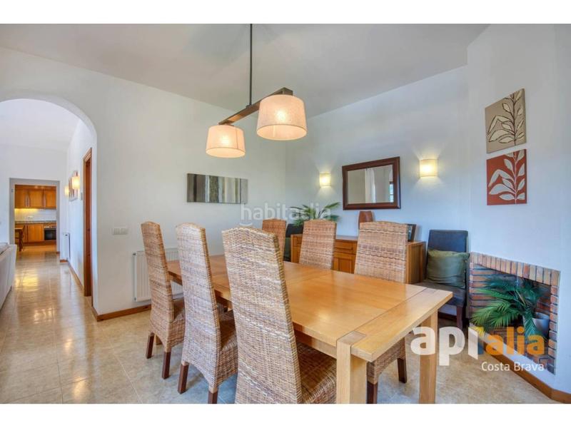 Foto b7fc1925-471d-4469-b03e-d30f0a1abd05. Casa  en venta en Breda
