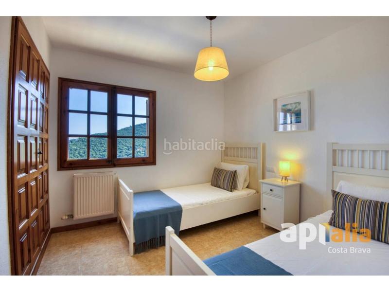 Foto db7b9c17-f5e3-4ad2-b2d9-6f9e052831cf. Casa  en venta en Breda