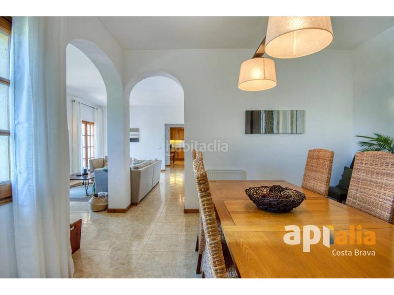 Foto ff6b91d7-8868-4cc3-979d-52e68ffabf3b. Casa  en venta en Breda