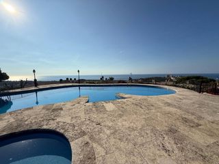 Pis  Calle grumete. Apartamento con vistas panorámicas al mar en sant feliu de guíxo