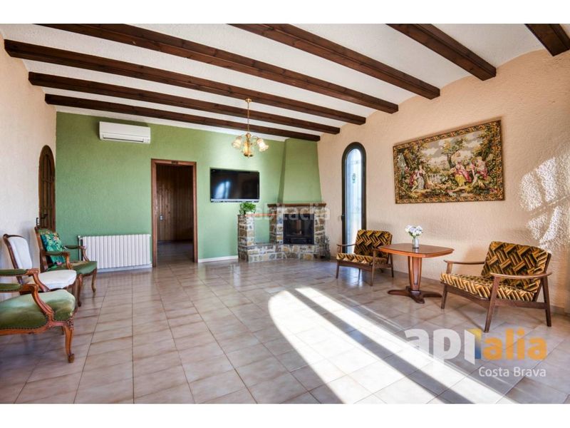 Foto 078fbbb3-b83e-4aa5-bd15-34cf5d48d4c5. Casa amb calefacció aparcament piscina a Cabanyes-Mas Ambrós-Mas Pallí Calonge