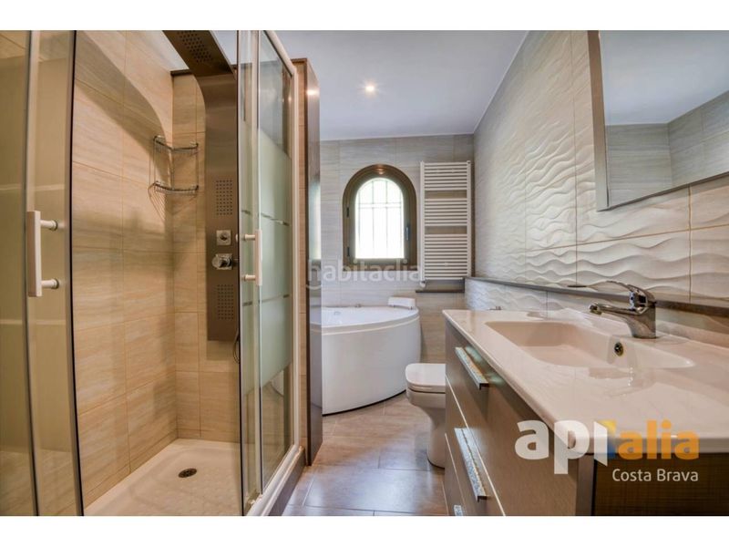 Foto f4c58ba6-f0d3-4c4b-ad4c-c3fd1e7c3dd7. Casa amb calefacció aparcament piscina a Cabanyes-Mas Ambrós-Mas Pallí Calonge