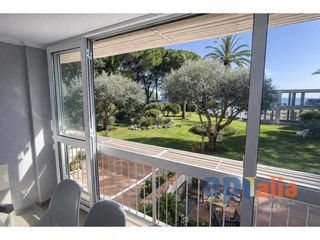 Pis  Calle pubietina. Apartament  platja d aro centre