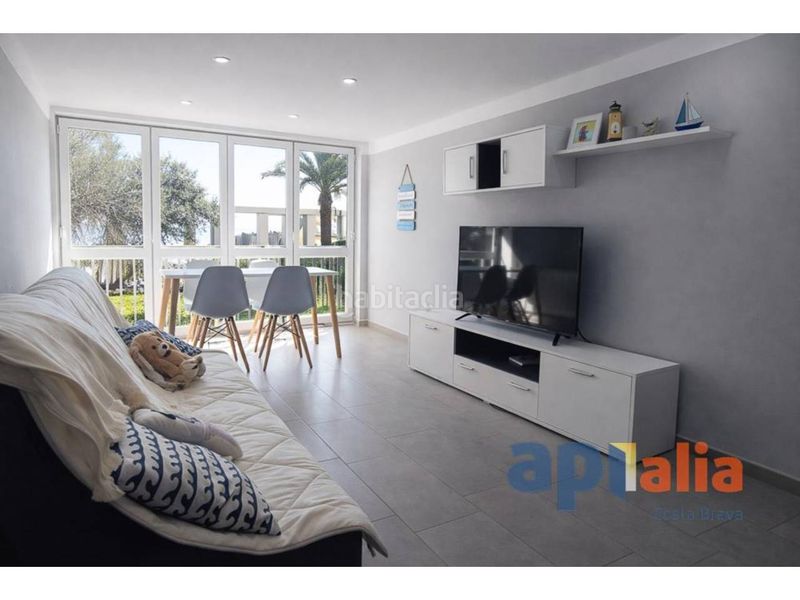 Foto 375d2020-5e53-405d-9cee-0b69e50cc67a. Pis amb calefacció a Centre-Platja Platja d´Aro