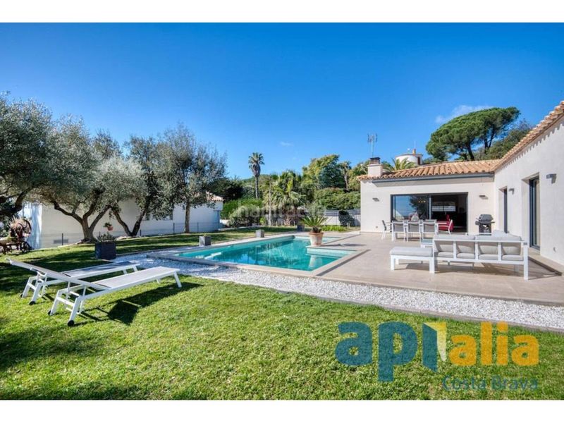 Foto 9c657acc-640d-4dc7-b4f4-07c4dd0f1207. Casa amb calefacció piscina a Urbanitzacions Platja d´Aro