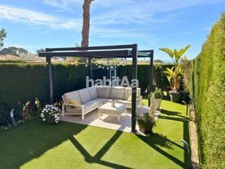 Appartement  Calle puig del molí. Bajo reformado con jardín privado, piscina y parking en sagaró