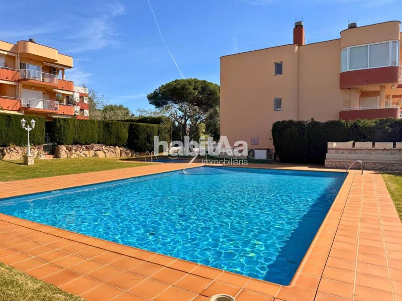 Foto a817cf60-ee6b-45f9-8d74-ee70fdcb8003. Pis amb aparcament piscina a S´Agaró