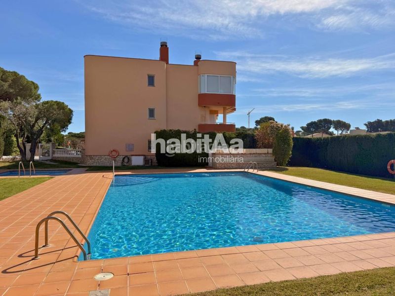 Foto e5cf38c4-65ac-4029-8d59-ac34ea6e812e. Pis amb aparcament piscina a S´Agaró