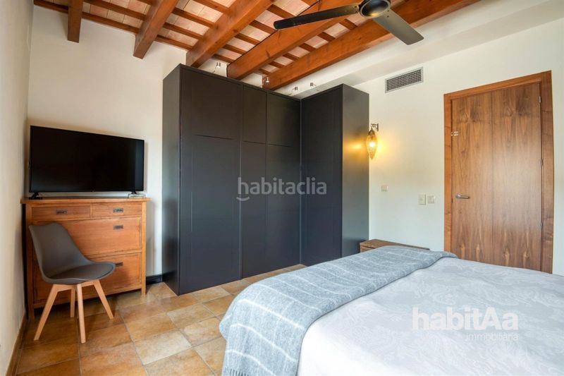 Foto a4128232-0e77-4f69-a9b9-ac0e7df03317. Casa adossada a Eixample Sant Feliu de Guíxols