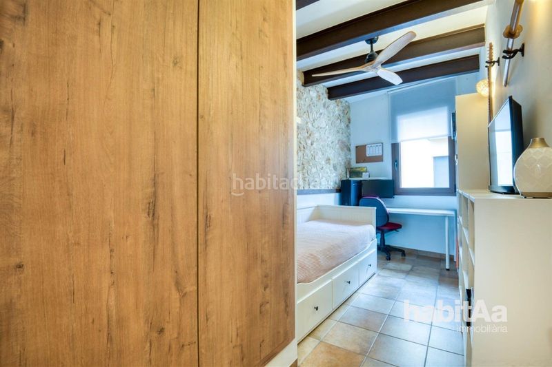 Foto eddb924b-28bd-42e2-8d27-71fe36d589d6. Casa adossada a Eixample Sant Feliu de Guíxols