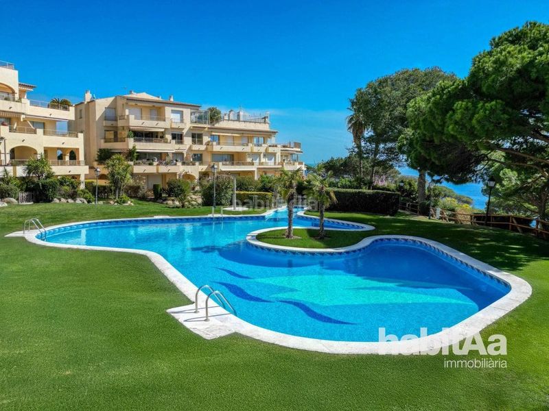 Foto 8ee0ca4c-d387-452b-aca7-e1df39d43c2e. Pis amb calefacció aparcament piscina a Fenals Platja d´Aro