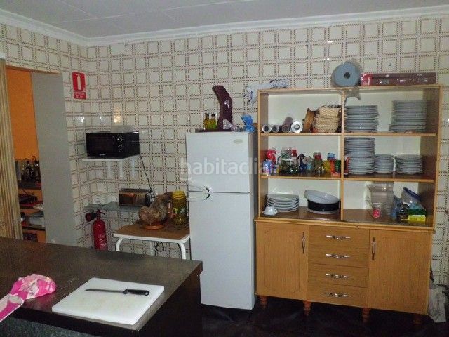 Foto 753289e3-58dd-4700-aa8d-2758e18aba95. Local comercial a Xàtiva