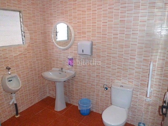 Foto f7e27ad3-88e3-4efb-b464-ee661b9493d7. Local comercial a Xàtiva