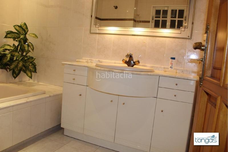 Foto df775cd1-654b-4c4c-874f-83483ae3e91b. Piso elegancia y amplitud en pleno centro piso único listo para entrar a vivir en Xàtiva