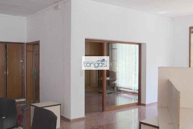 Foto ad199cbe-db00-470e-af44-cd08740187e7. Lloguer local comercial a Xàtiva