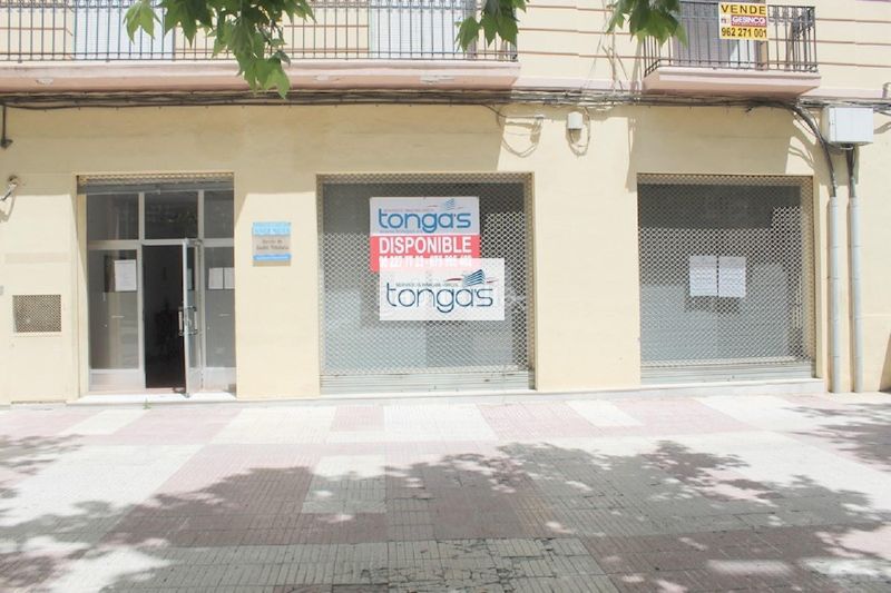 Foto b1b5753e-ca53-4f1e-ba0b-765364113574. Lloguer local comercial a Xàtiva