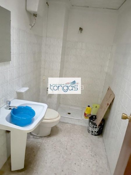 Foto 14fa03a5-87ad-41a1-8365-96d5b226246b. Local comercial a Xàtiva