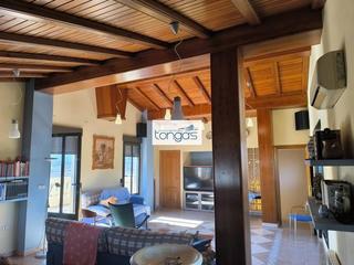 Xalet a Llosa de Ranes. Vive el lujo en la naturaleza  espectacular villa con piscina a