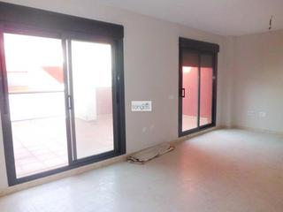 Àtic a Xàtiva. Ático acogedor con plaza de parking y trastero en precio