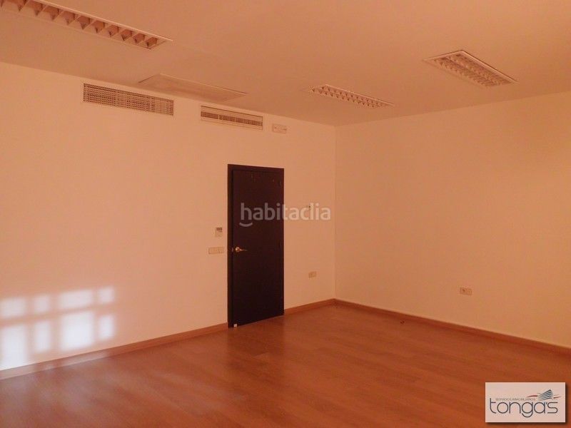 Foto 51bdd489-13cc-4e68-acd1-6e9ab0b54b92. Miete büro in Xàtiva