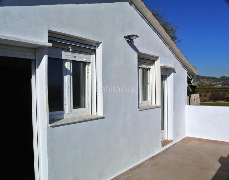 Foto 1e07d752-abf2-4737-84a3-8aba6accebc1. Casa a Xàtiva
