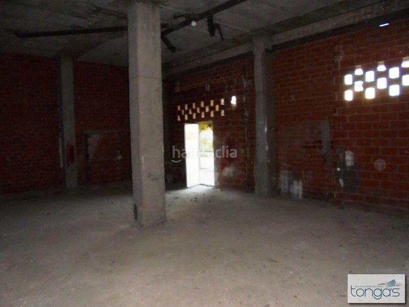 Foto becb18e8-02fe-44c9-b0bd-23e6ef318149. Local comercial a Xàtiva