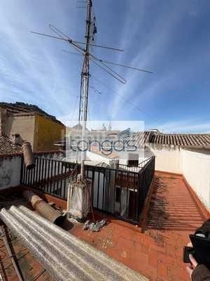 Foto 358aecd7-d6da-4635-abd5-844f23cc9786. Casa a Xàtiva
