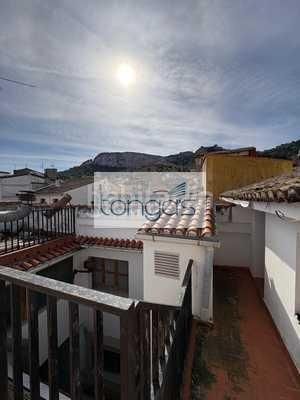 Foto d2775775-be49-49df-9fcf-b49f83fc022a. Casa a Xàtiva