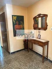 Flat in Xàtiva. Piso en zona este de la localidad