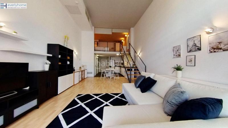 Foto 6cb8273e-5cd8-462d-a575-8dc64924a143. Alquiler loft en Camí Reial Valencia