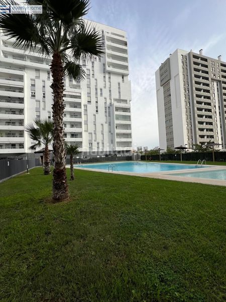 Foto c2d2f9f9-7387-4be1-ae9a-6c64c5177a9d. Lloguer pis amb calefacció aparcament piscina a Malilla Valencia